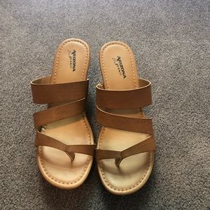 Women’s strapped wedges